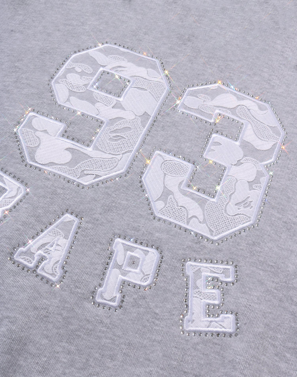 CAMO LACE PATCH BOXY CROPPED PULLOVER HOODIE LADIES