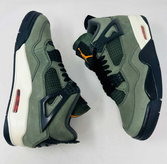 Undefeated x Air Jordan 4 Retro OG SP 2025