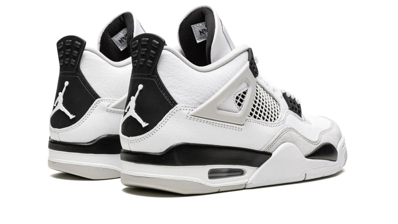 Air Jordan 4 Retro – Military Black