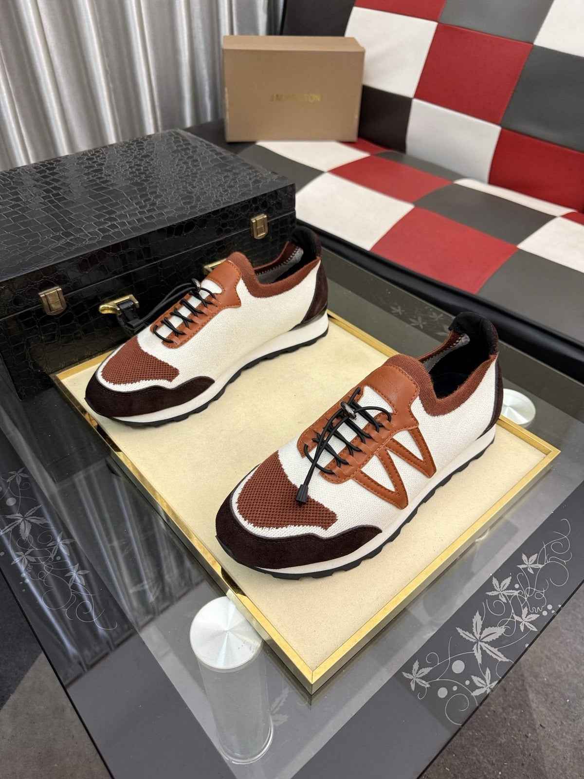 Louis Vuitton Men's Cream Brown Low-Top Sneakers
